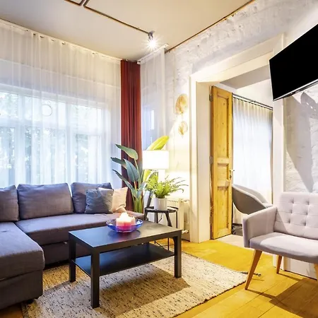 Apartment Charming Flat Close To Touristic Attractions In The Heart Of Beyoglu